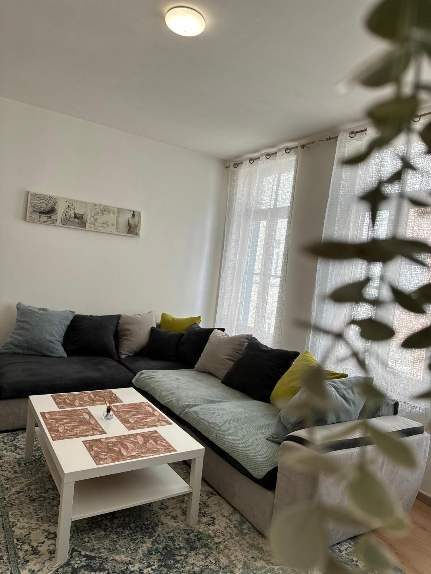 Appartement Sans Souci 2 *